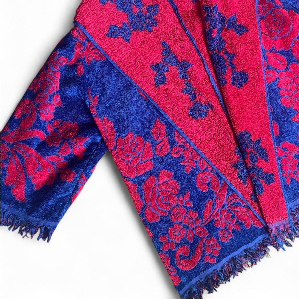 American Vintage Red and Blue Terrycloth Cardigan - Picture 2 of 4